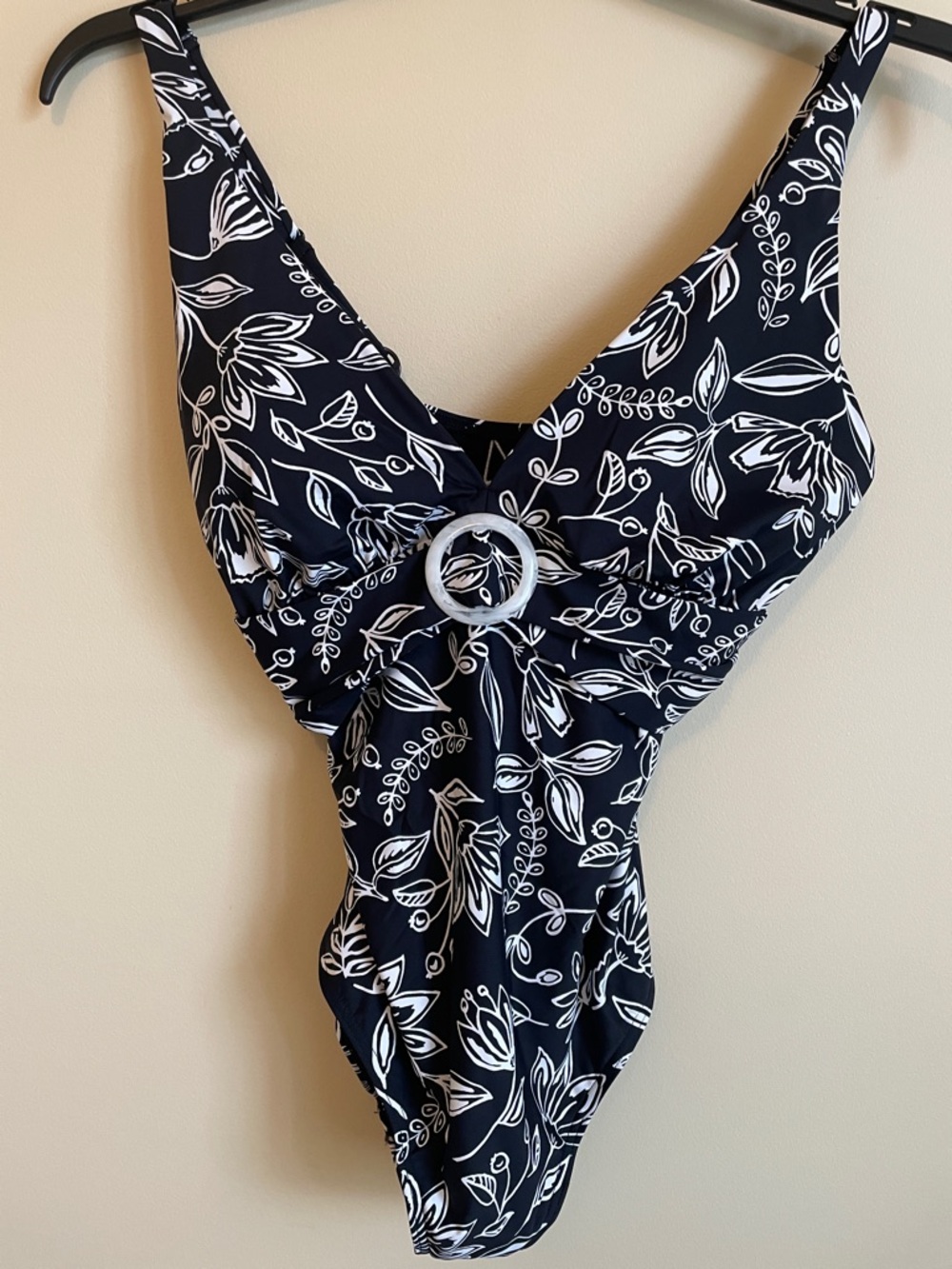 NWT VENUS Black and White Floral Ring-Front One-Piece Swimsuit